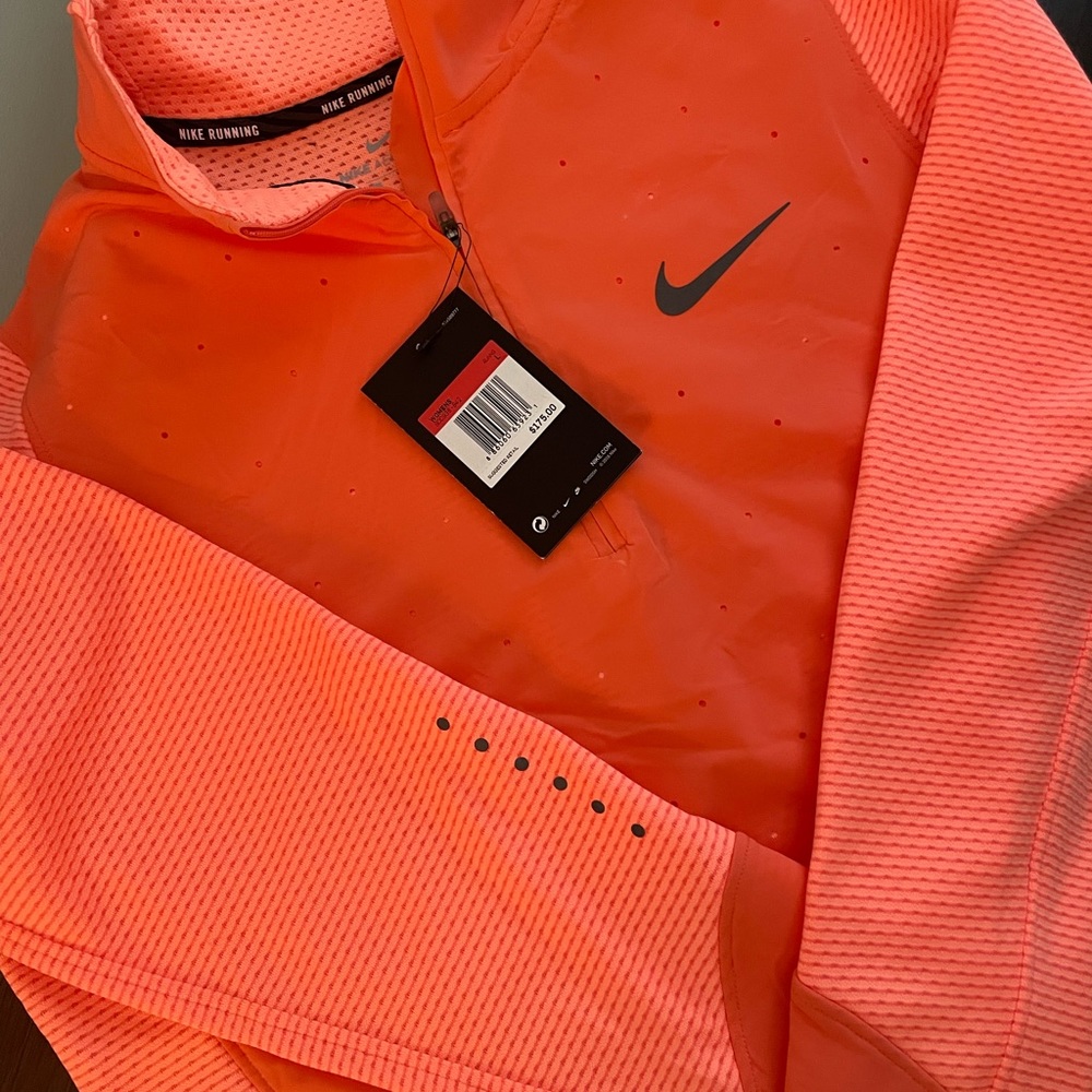 Nike Pullover/Running